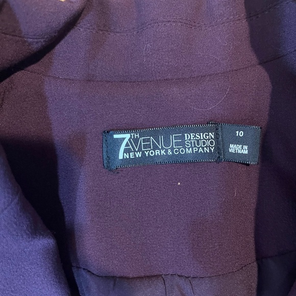 2 piece New York & Company Burgundy Blazer and pants - Picture 2 of 4